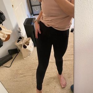Time to Sweat Crop Lulu Leggings